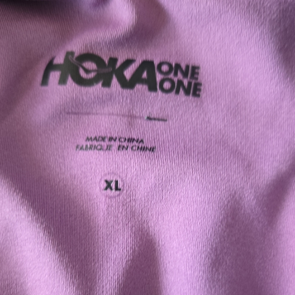 Hoka Elaro Crop Sports Bras - Picture 5 of 9